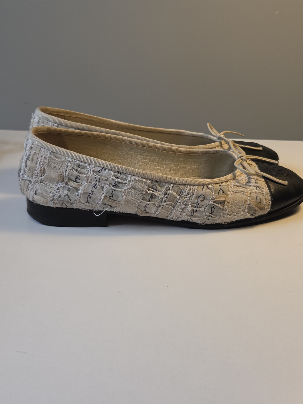 Chanel Ballerina Interlocking CC logo flats  35.5- Text Printed Fab/leather Auth - Picture 4 of 11